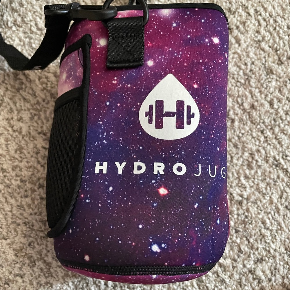 Hydro jug galaxy sleeve